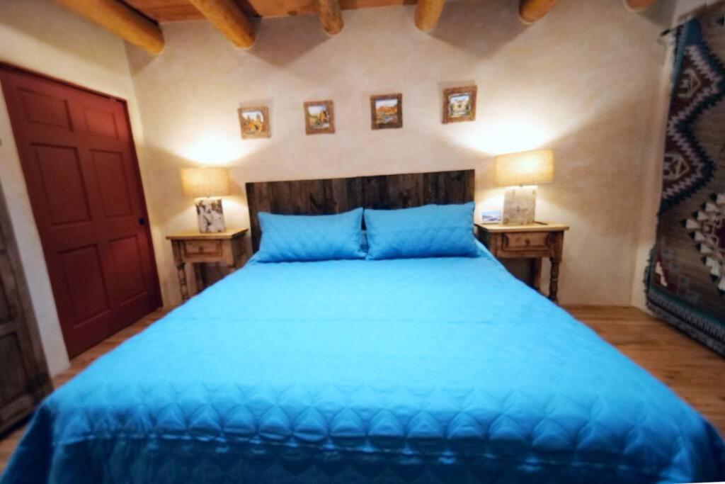 Magical Santa Fe Stay, Minutes From Town Square, Sleeps 4, Includes Free Parking And Outdoor Hot Tub! Ngoại thất bức ảnh