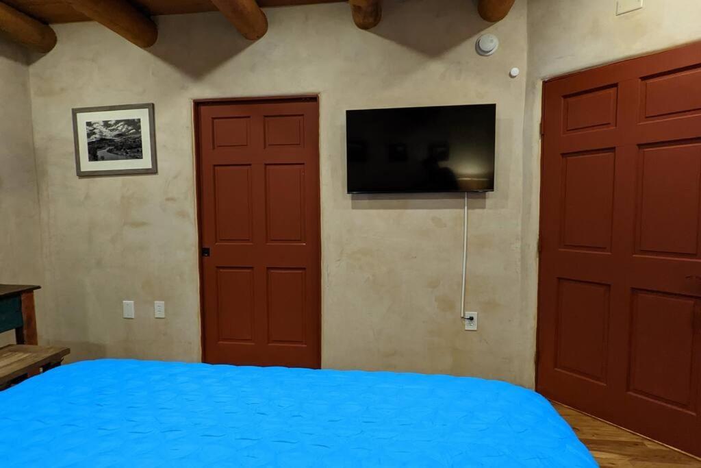 Magical Santa Fe Stay, Minutes From Town Square, Sleeps 4, Includes Free Parking And Outdoor Hot Tub! Ngoại thất bức ảnh