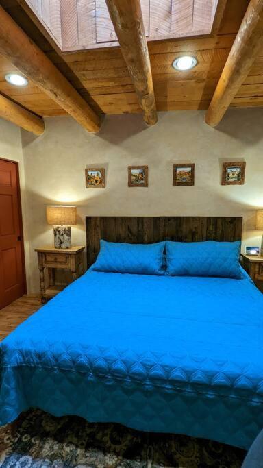 Magical Santa Fe Stay, Minutes From Town Square, Sleeps 4, Includes Free Parking And Outdoor Hot Tub! Ngoại thất bức ảnh